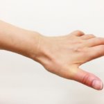 ドケルバン病:親指の腱鞘炎に有効な肩周辺のセルフケア…船橋市のオステオパシー整体